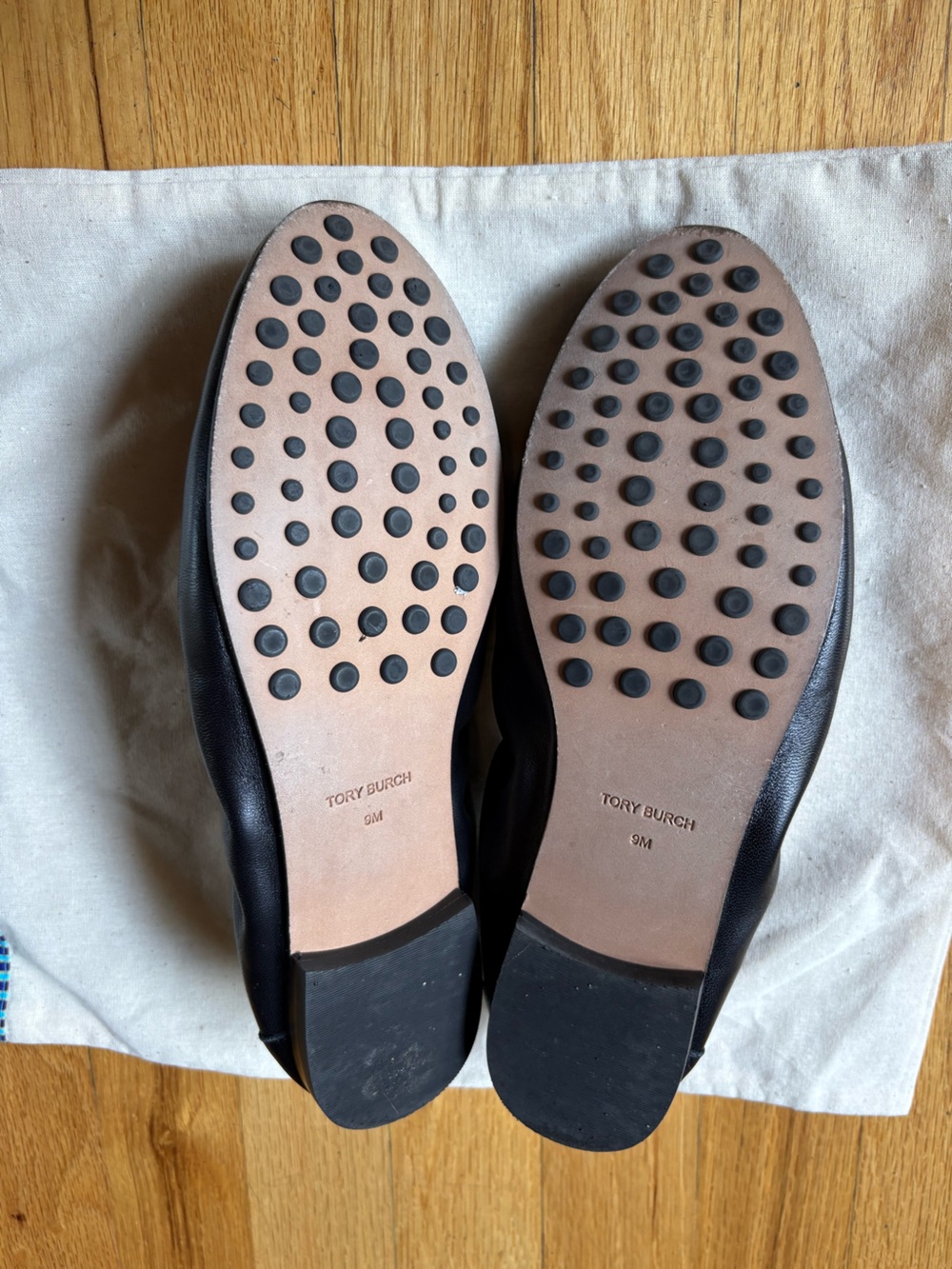 Tory Burch Leather Ballet Loafer in Perfect Black Size 9M - Picture 3 of 3